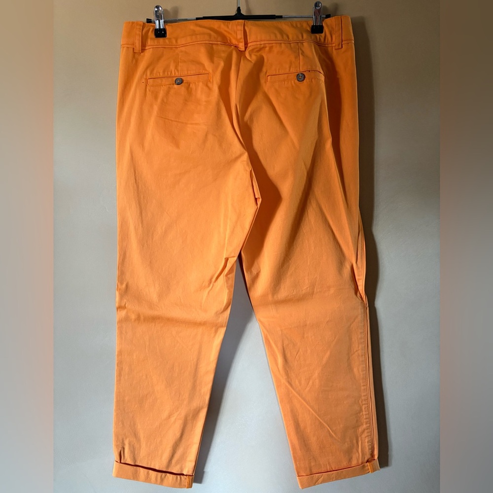 NWT Vince Chinos - Picture 14 of 15